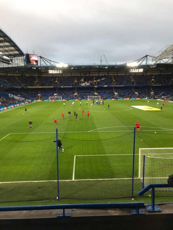 Stamford Bridge, bloc: Shed End Upper 5, rangée: 4, place: 159