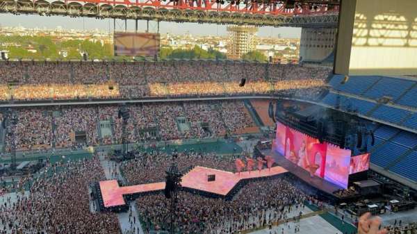 San Siro, bloc: 334, rangée: 7, place: 30