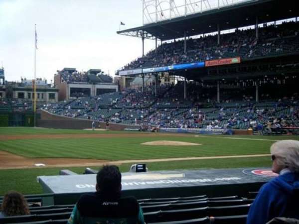Wrigley Field, bloc: 9, rangée: 11, place: 6