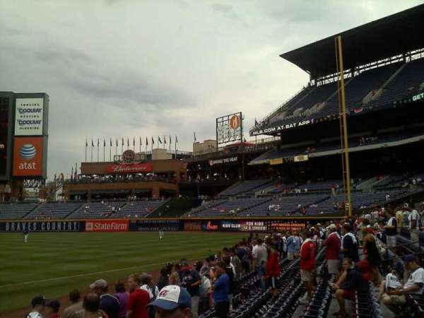Turner Field, bloc: 115R, rangée: 8, place: 6