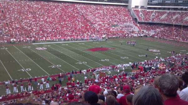 Razorback Stadium, bloc: W106, rangée: 46, place: 43-44