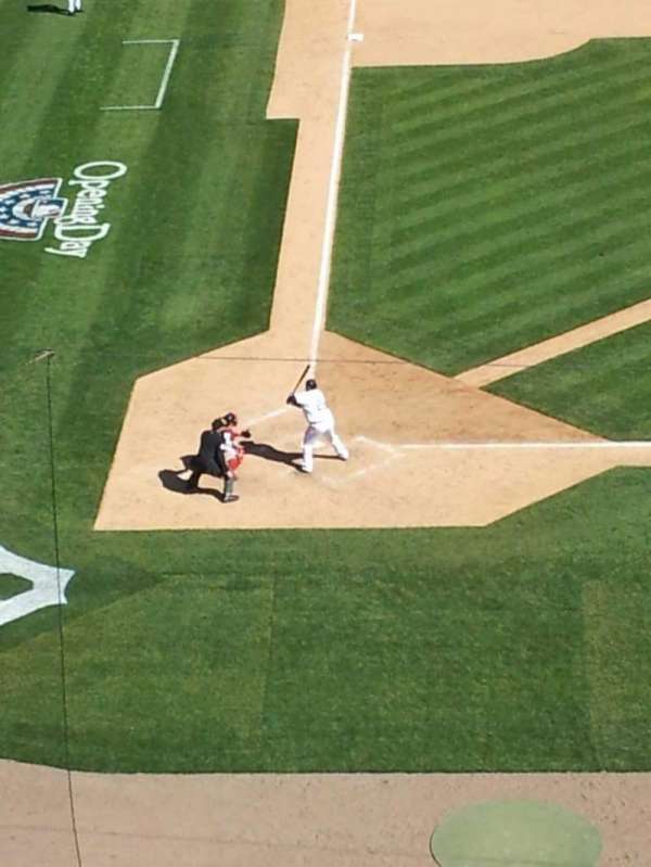 Comerica Park, bloc: 323, rangée: C, place: 19