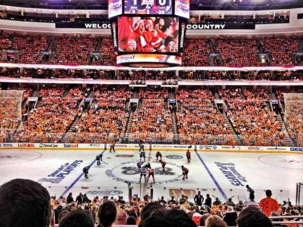 Xfinity Mobile Arena, bloc: C1, rangée: 4, place: 9