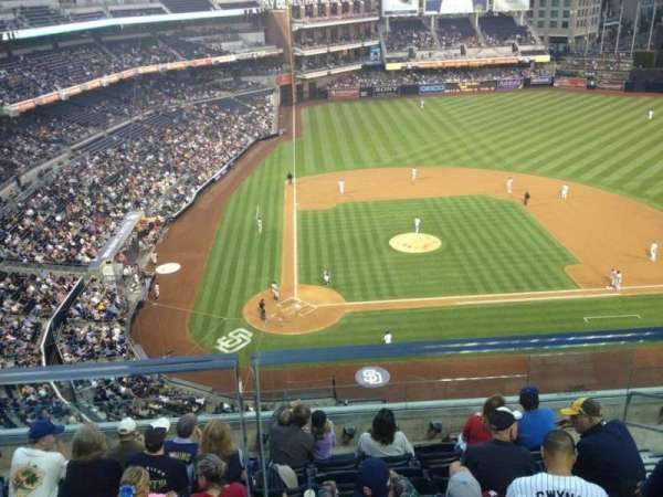 Petco Park, bloc: 307, rangée: 7, place: 11