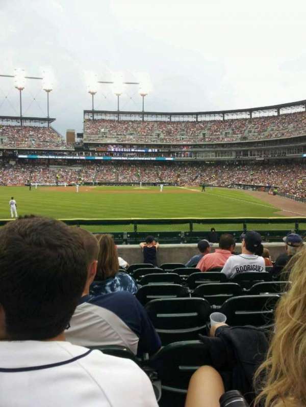 Comerica Park, bloc: 147, rangée: H, place: 23