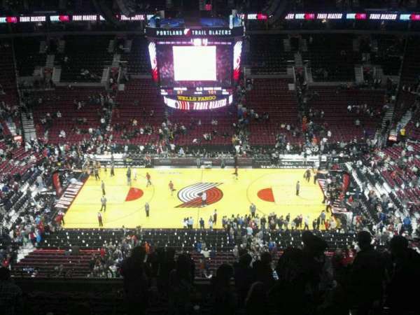 Moda Center, bloc: 318, rangée: m, place: 5