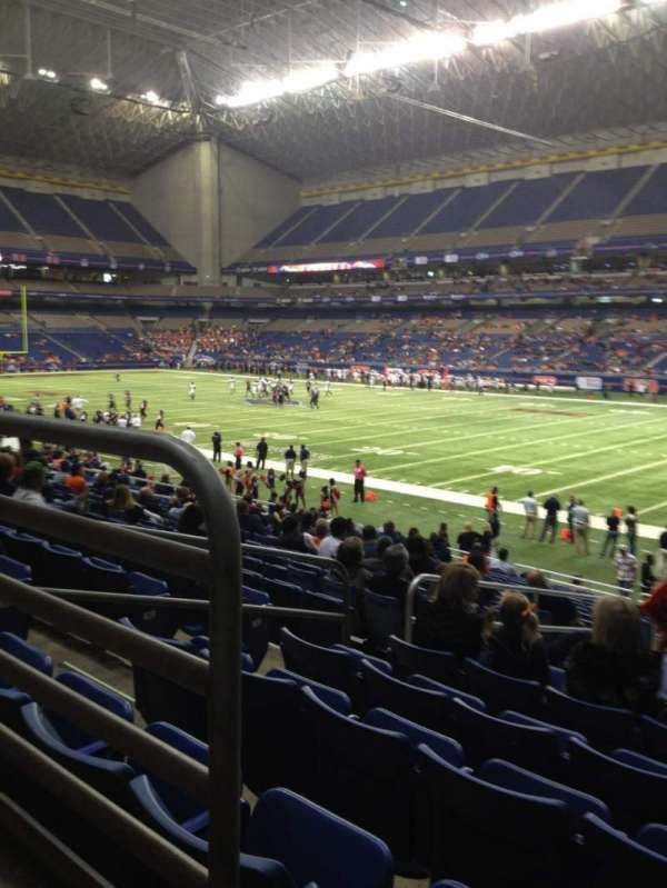Alamodome, bloc: 107, rangée: 20, place: 9
