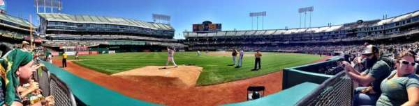 Oakland Coliseum, bloc: 107, rangée: 1, place: 2