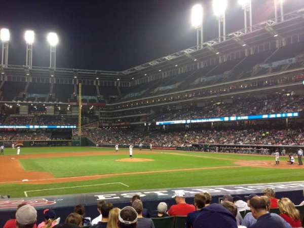 Progressive Field, bloc: 163, rangée: N, place: 7