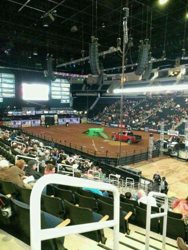 Gas South Arena, bloc: 121, rangée: s, place: 13