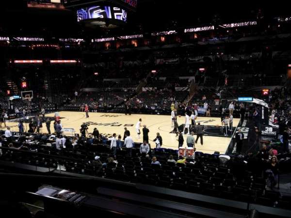 Frost Bank Center, bloc: 106, rangée: 20, place: 1