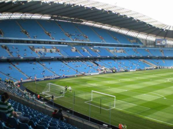 Etihad Stadium, Manchester, bloc: 014, rangée: 7, place: 371