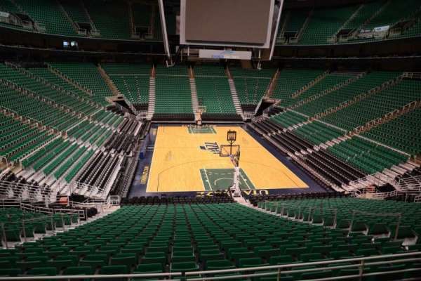 Delta Center, bloc: 2, rangée: 25, place: 8