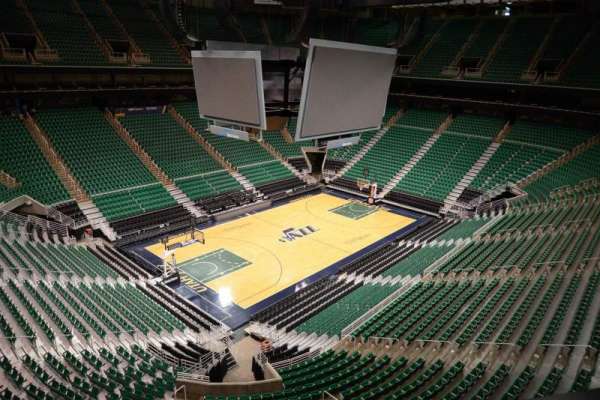 Delta Center, bloc: 137, rangée: 1