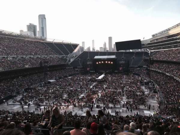 Soldier Field, bloc: 320, rangée: 14, place: 3