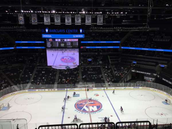 Barclays Center, bloc: 207, rangée: 7, place: 18