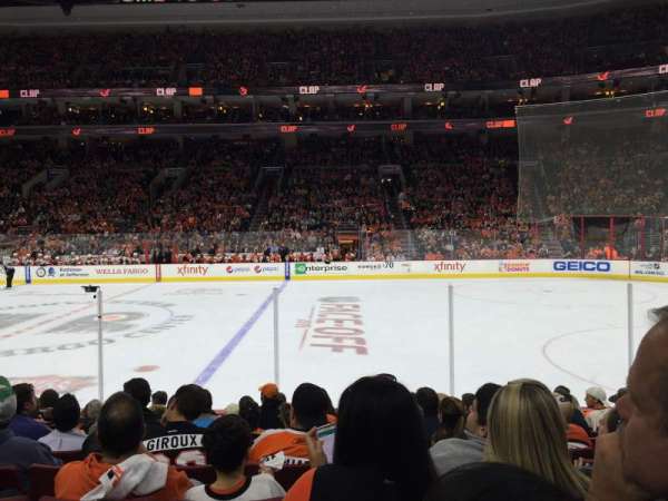 Xfinity Mobile Arena, bloc: 114, rangée: 10, place: 13