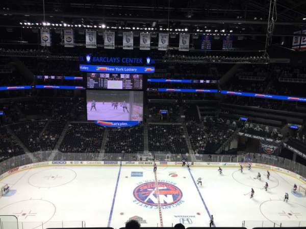 Barclays Center, bloc: 207, rangée: 7, place: 18