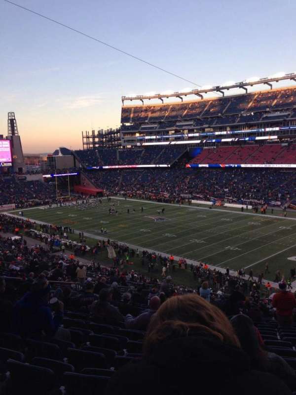 Gillette Stadium, bloc: 226, rangée: 25, place: 9