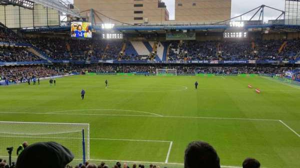 Stamford Bridge, bloc: Matthew Harding Upper 12, rangée: BB, place: 57