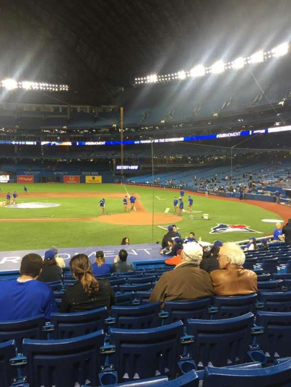 Rogers Centre, bloc: 124L, rangée: 18, place: 109