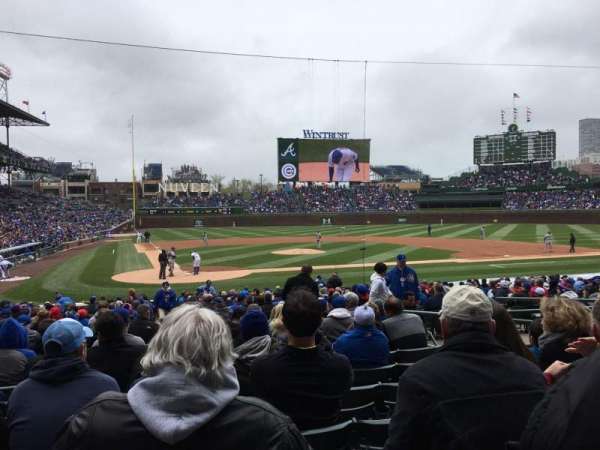 Wrigley Field, bloc: 121, rangée: 10, place: 5