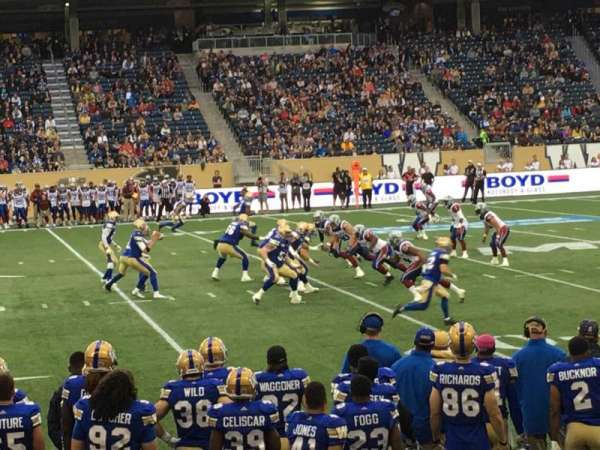 Princess Auto Stadium, bloc: 129, rangée: 6, place: 10