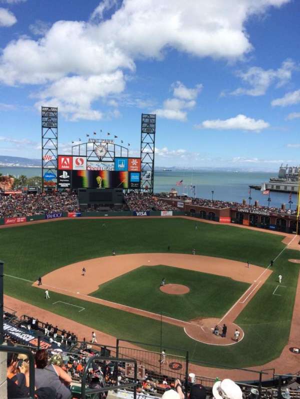 Oracle Park, bloc: VB318, rangée: G, place: 11