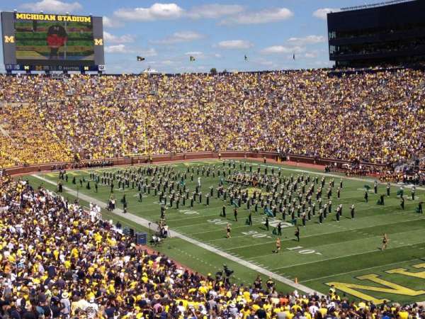 Michigan Stadium, bloc: 16, rangée: 67, place: 12