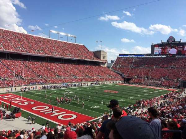 Ohio Stadium, bloc: 9A, rangée: 25, place: 17