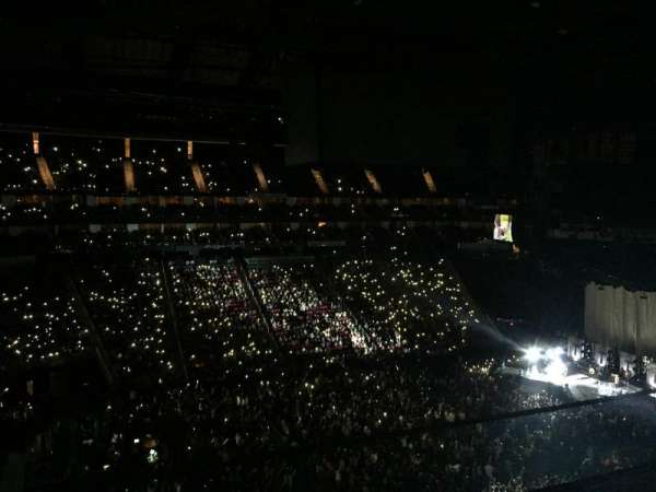 Toyota Center, bloc: 412, rangée: 1, place: 8