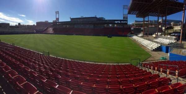 Toyota Stadium, bloc: 131, rangée: 13, place: 4