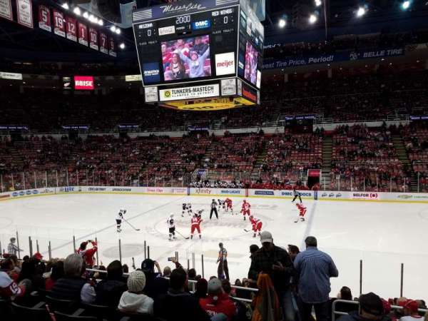 Joe Louis Arena, bloc: 106, rangée: 15, place: 15