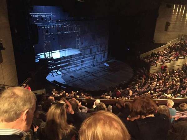 The Olivier Theatre at the National Theatre, bloc: Circle, rangée: G, place: 77