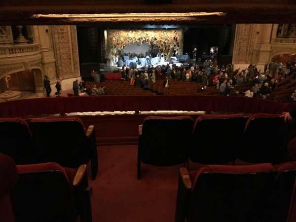 Chicago Theatre, bloc: BOX, rangée: S, place: 1