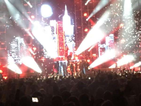 Madison Square Garden, bloc: 1, rangée: 4, place: 5