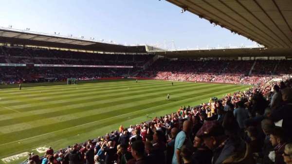 Riverside Stadium, bloc: 47, rangée: 20, place: 238