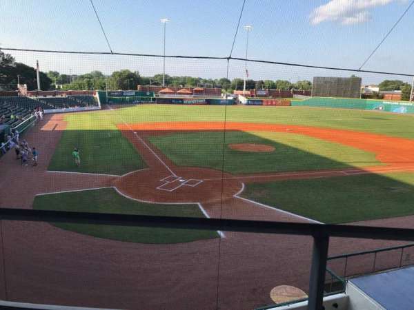 Bowling Green Ballpark, bloc: 205, rangée: A, place: 3,4