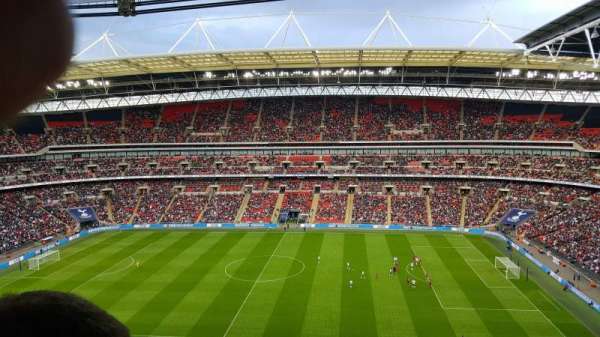 Wembley Stadium, bloc: 525, rangée: 18, place: 354