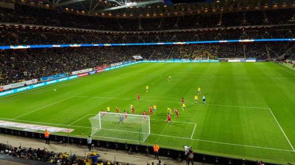 Strawberry Arena, bloc: 221, rangée: 1, place: 178