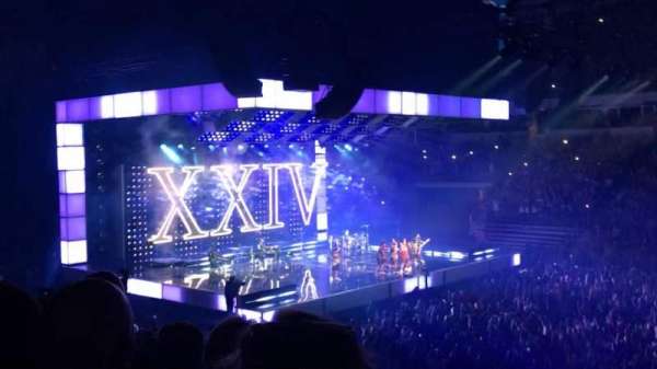 Simmons Bank Arena, bloc: 120, rangée: 20, place: 2