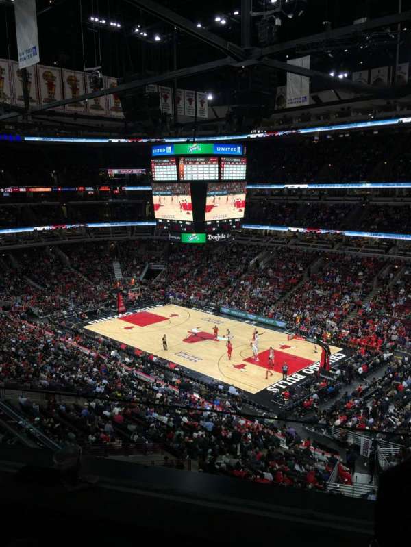 United Center, bloc: 314, rangée: 2, place: 3