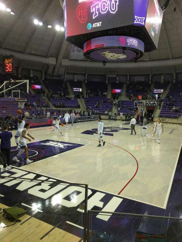 Schollmaier Arena, bloc: 105, rangée: C, place: 12