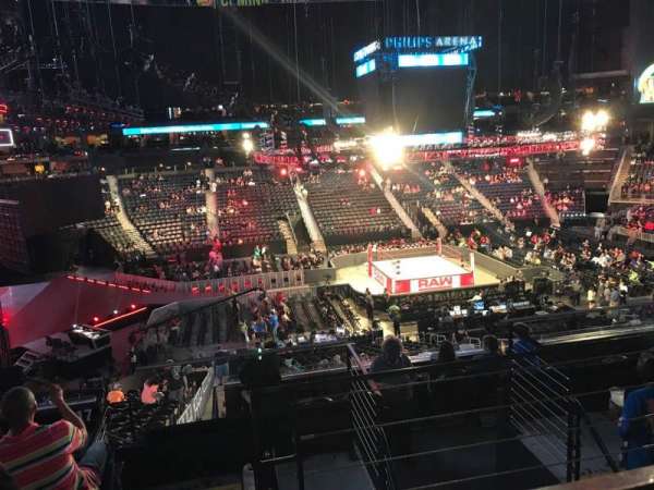 State Farm Arena, bloc: T24, rangée: F, place: 3