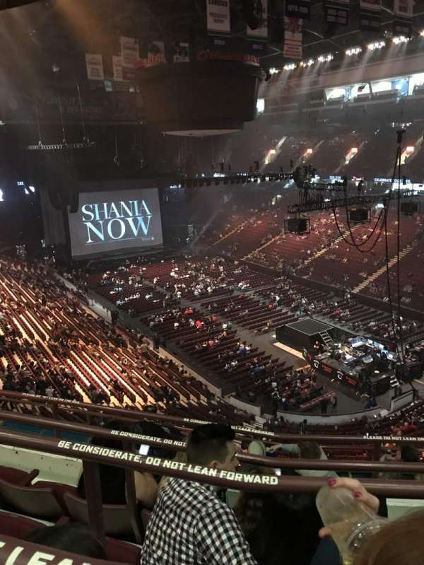 Rogers Arena, bloc: 318, rangée: 9, place: 8