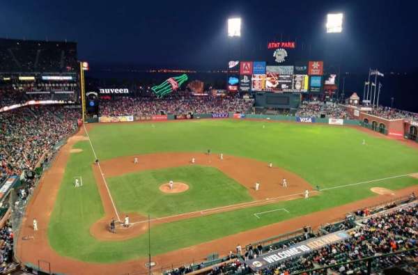 Oracle Park, bloc: VR310, rangée: 1, place: 14