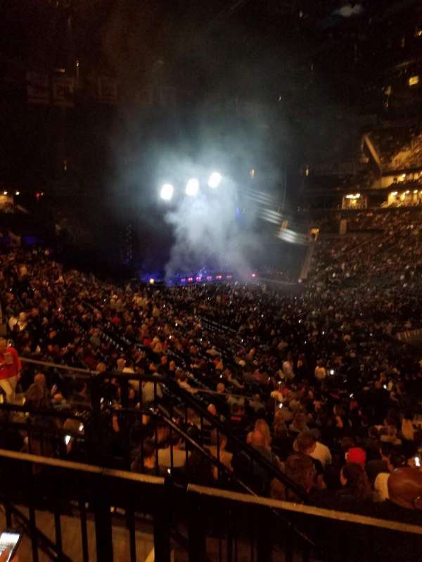 Barclays Center, bloc: 120, rangée: 5, place: 11