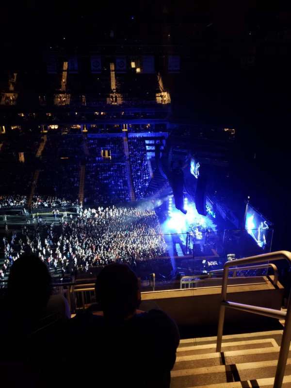 Barclays Center, bloc: 207, rangée: 10, place: 1