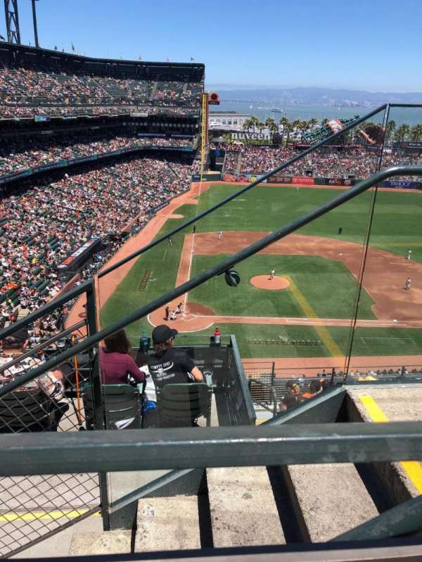 Oracle Park, bloc: VR311, rangée: 1, place: 2