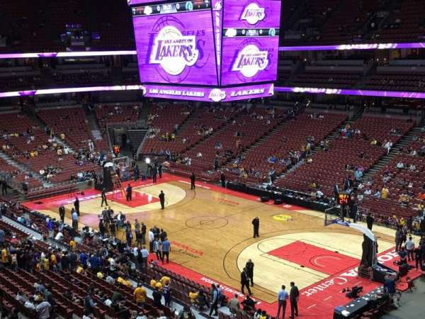 Honda Center, bloc: 428, rangée: A, place: 15